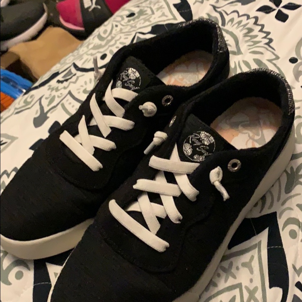 Roxy Surf slip on shoes